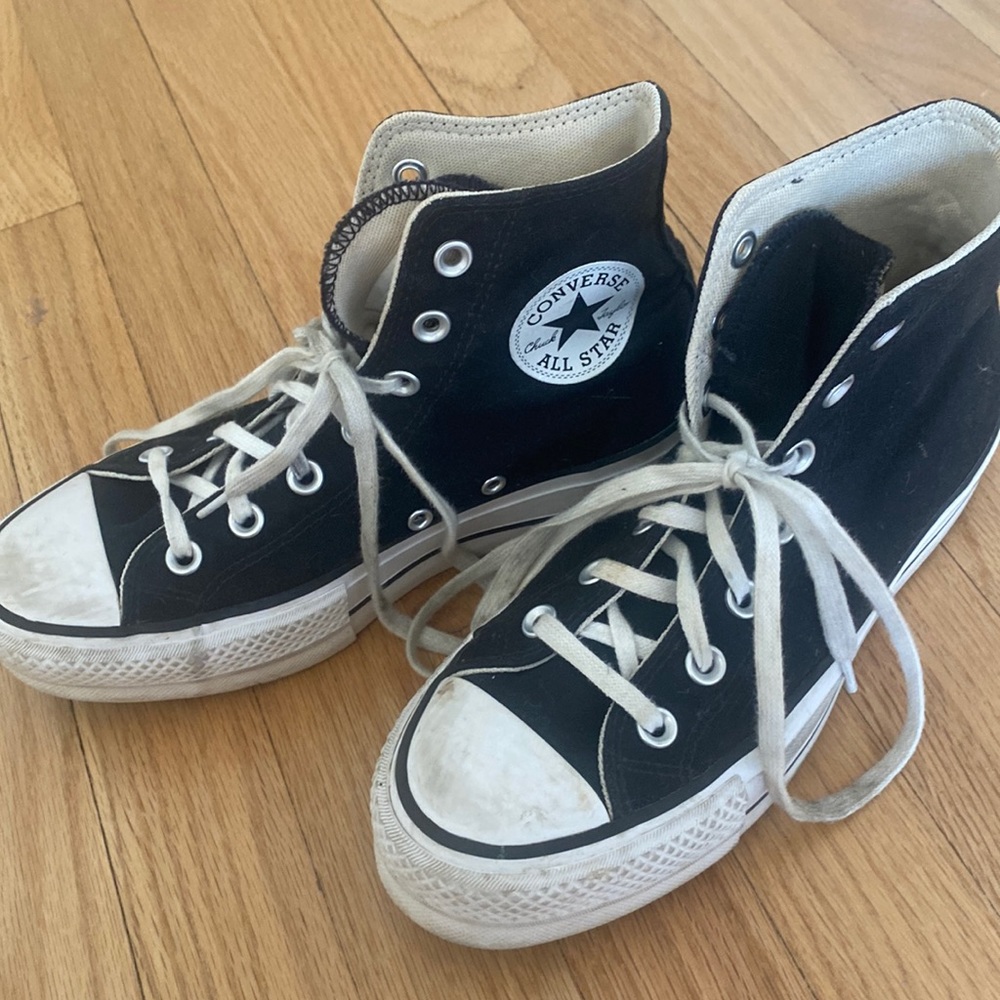 Black platform converse